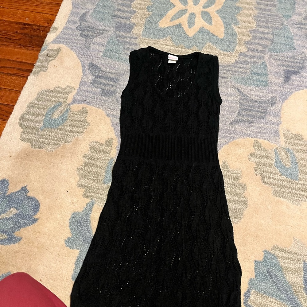Black Sleeveless Knit Dress